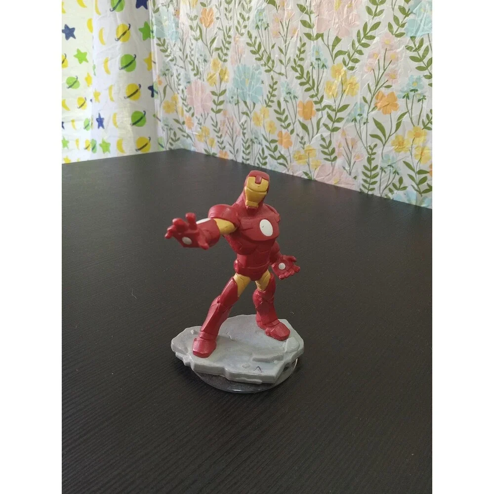 Iron Man Disney Pixar 2.0 Action Figure